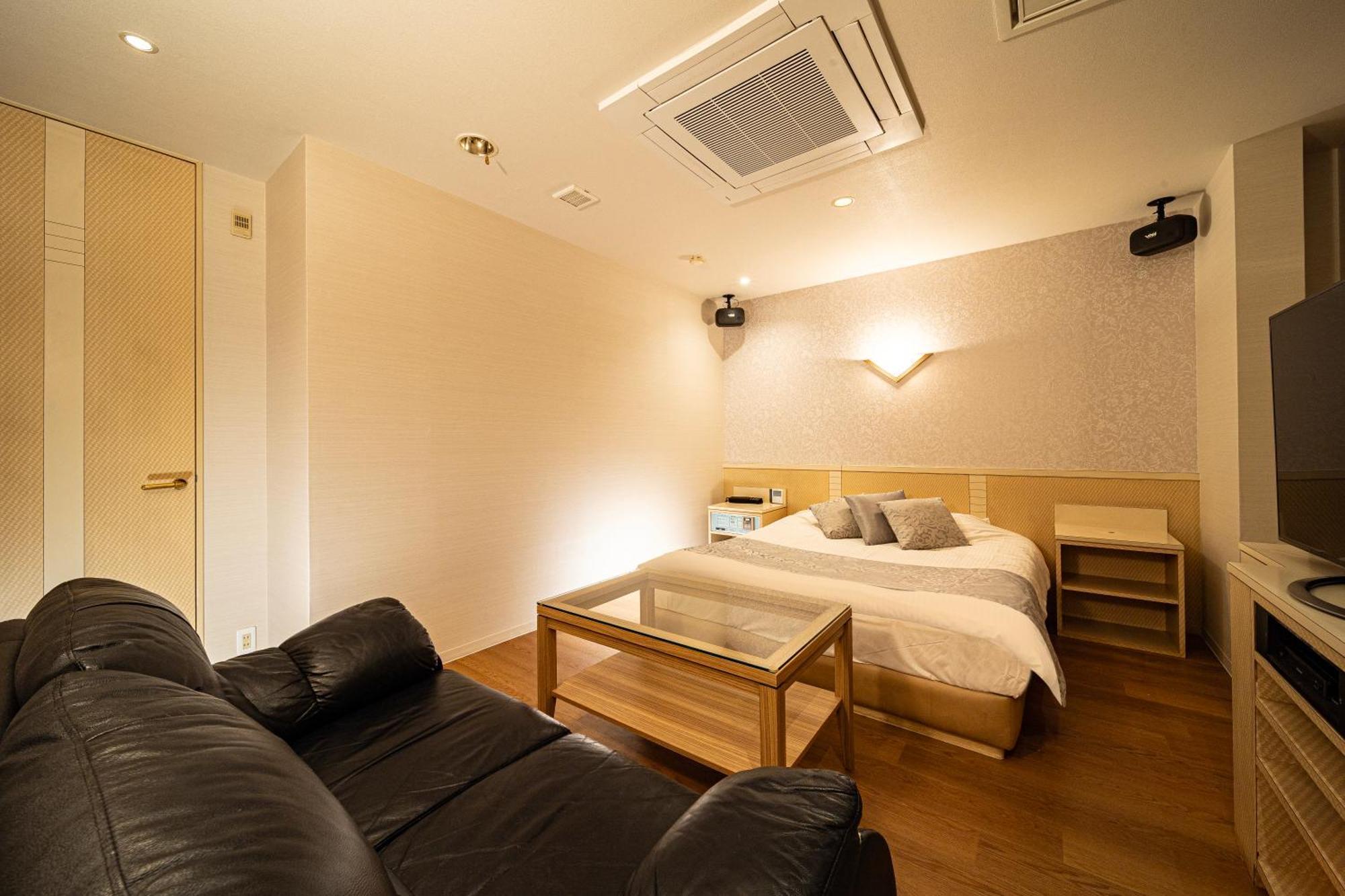 ルトゥール姫路 Retur Himeji 男塾ホテルグループ (Adults Only) Экстерьер фото